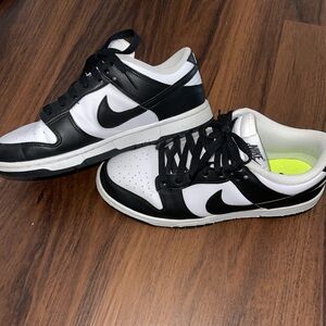 Nike Women's Panda Dunks